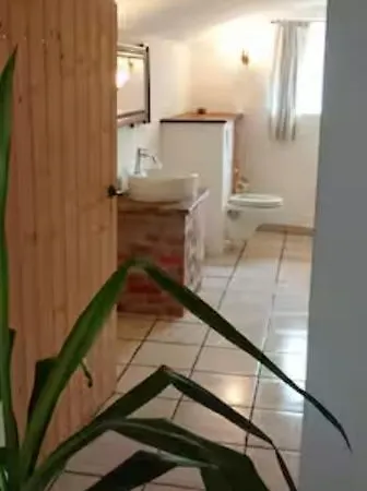 Tiny Traudel - Schlafwagen An Der Pferdekoppel